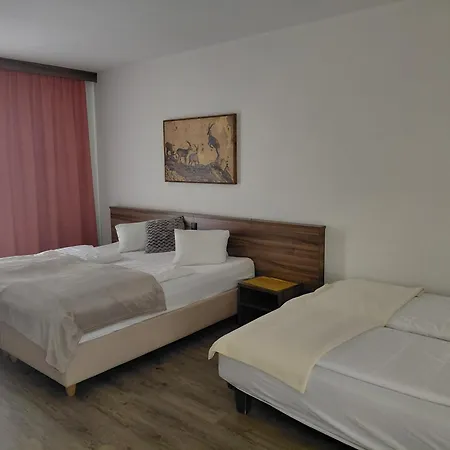 Café-pension Margret Bed and breakfast 3*