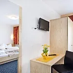 Cafe-pension Margret Bed & Breakfast Zirl